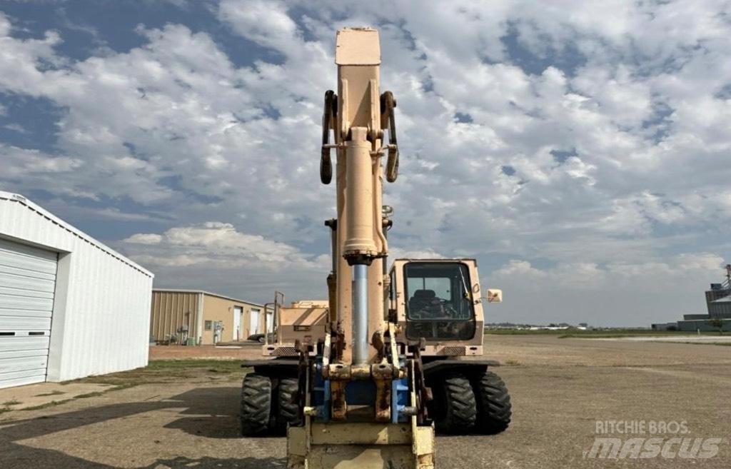 John Deere 595 Escavatori gommati