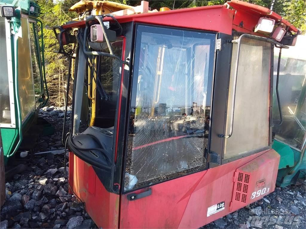 Valmet 890.1 Cabine e interni