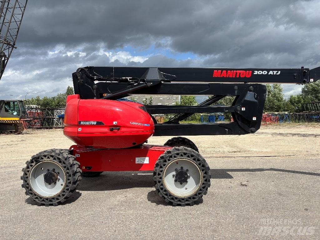 Manitou 200 ATJ Piattaforme a braccio articolato