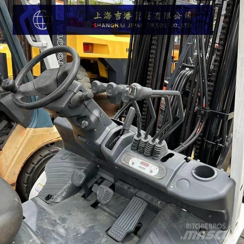 TCM 30 Carrelli elevatori diesel