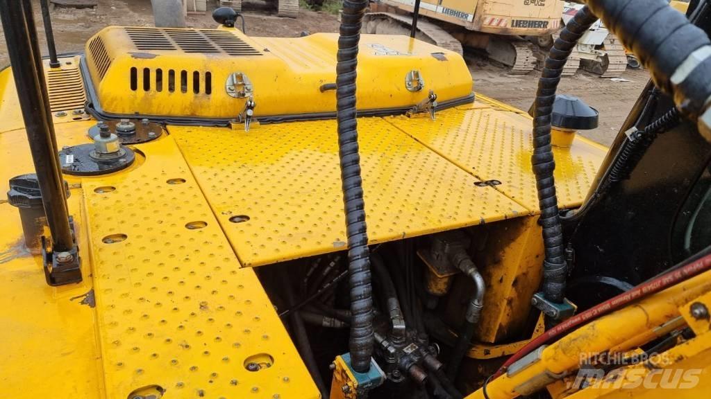 JCB JS 220 LC Escavatori cingolati