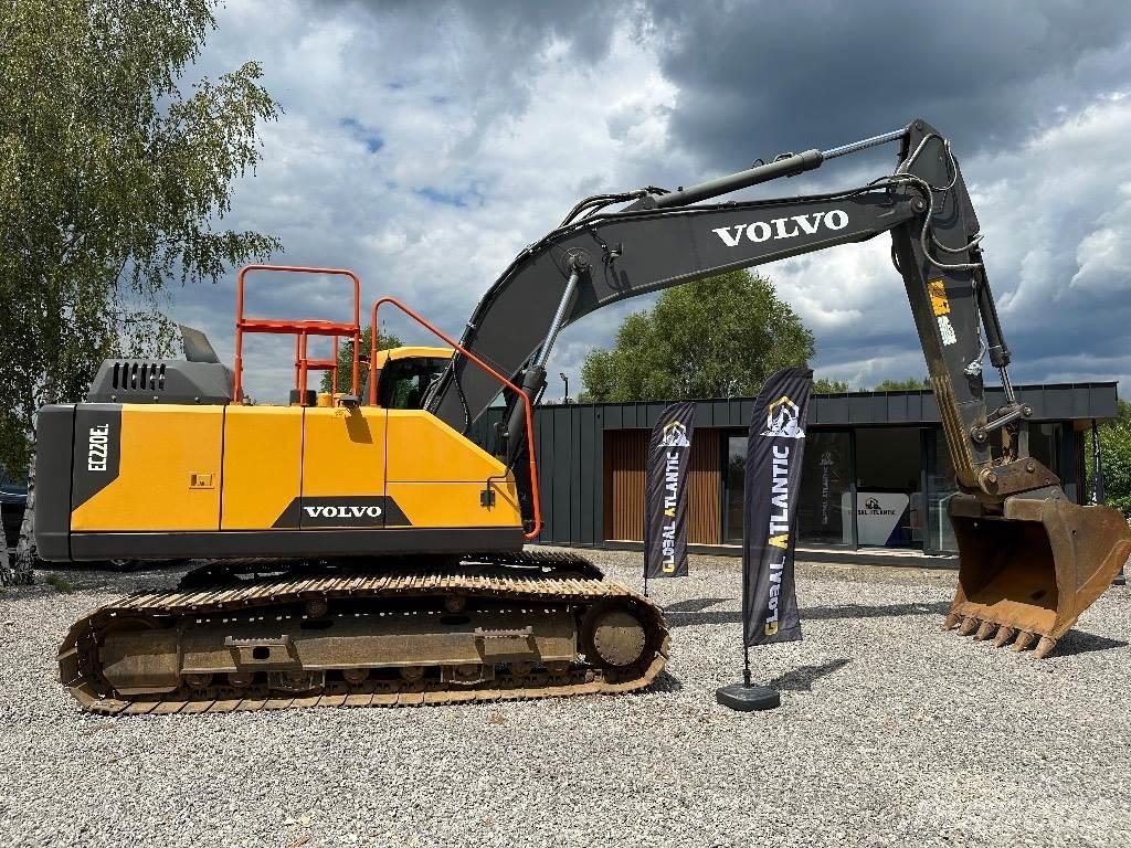 Volvo EC 220 E L Escavatori cingolati