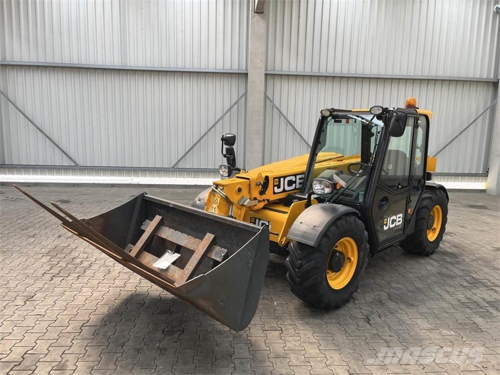 JCB 525-60 Hi Viz Sollevatori telescopici per agricoltura