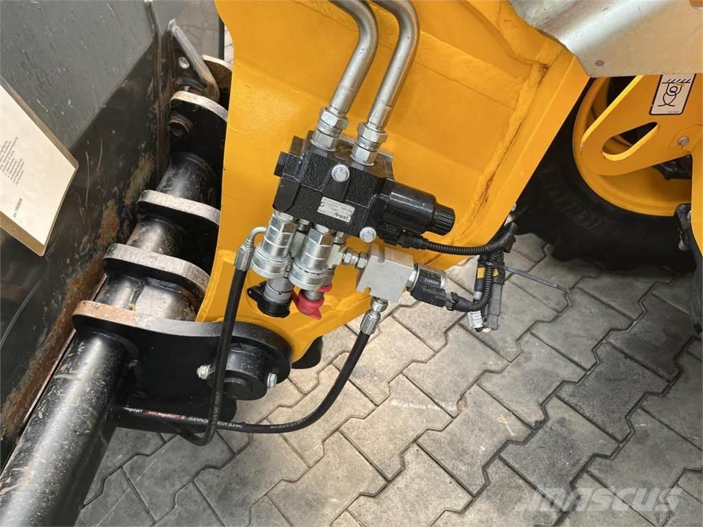 JCB 525-60 Hi Viz Sollevatori telescopici per agricoltura