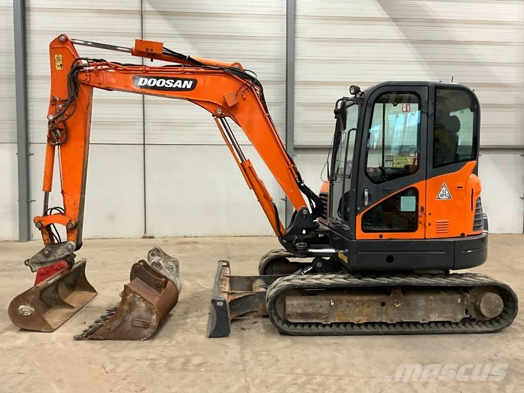Doosan DX 63-3 Miniescavatori