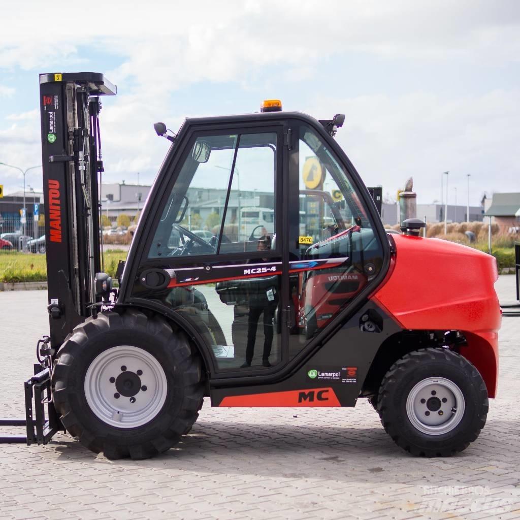 Manitou MC25 Elevatore per esterni