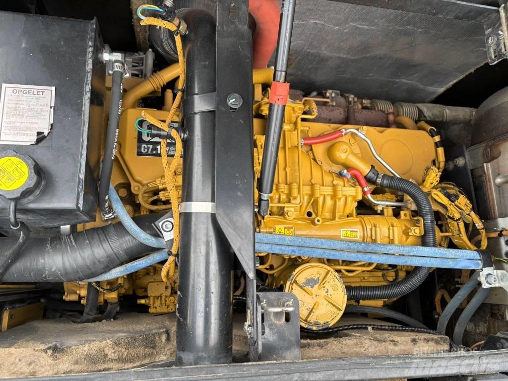 CAT M 318 F Escavatori gommati