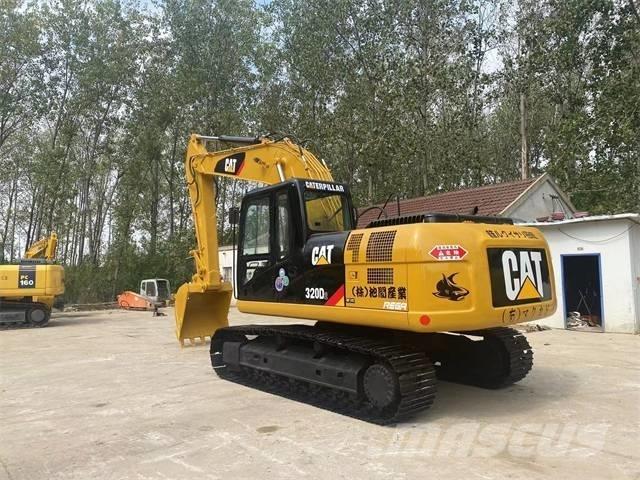 CAT 320D2 Escavatori cingolati