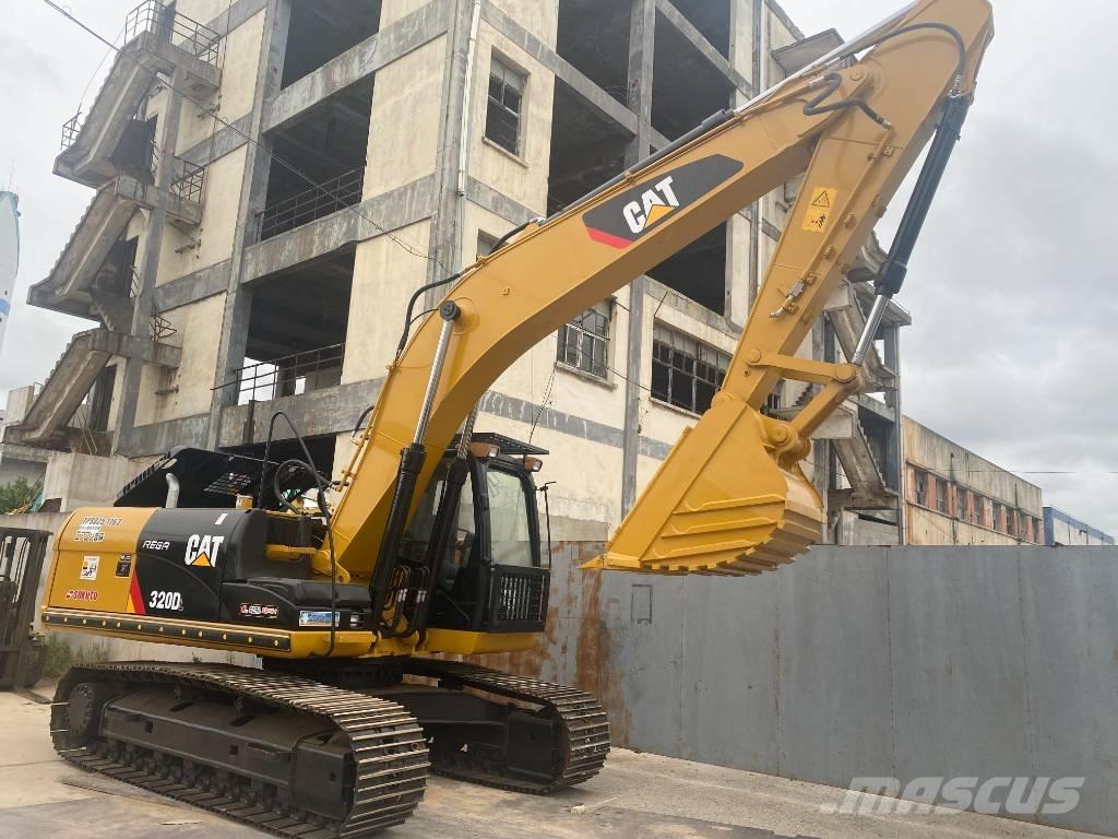 CAT 320 D Escavatori cingolati