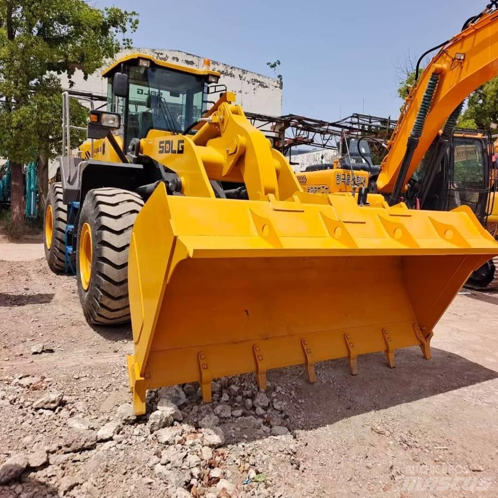 SDLG LG956L Pale gommate