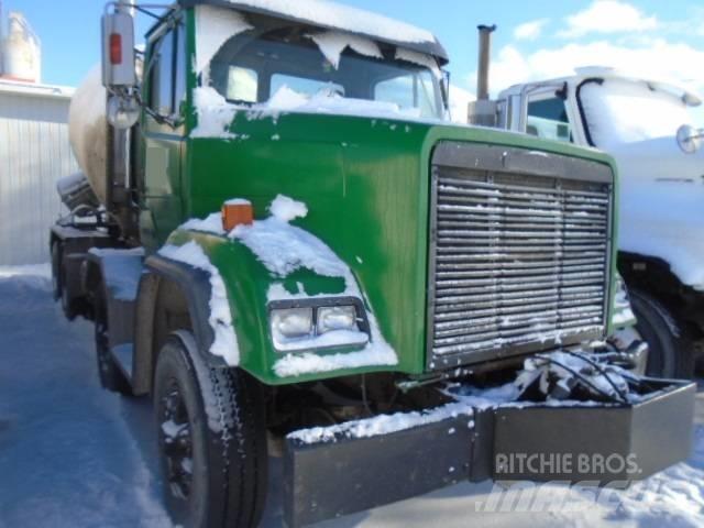 Freightliner FLC 112 Camion altro