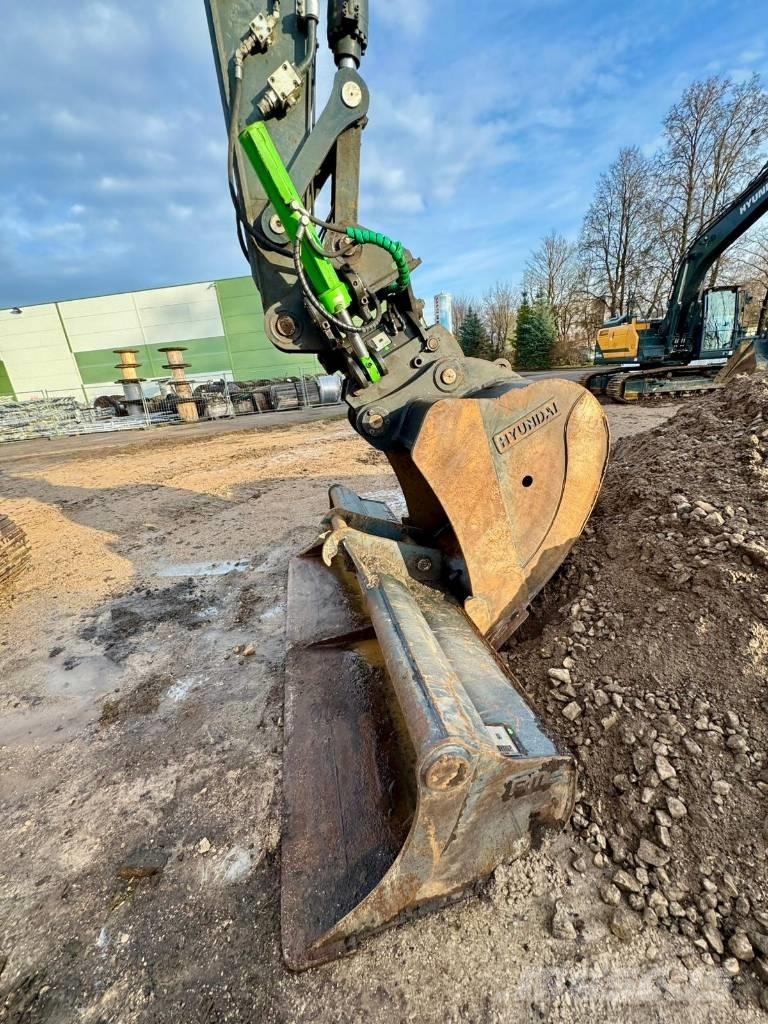 Hyundai HX 220 AL Escavatori cingolati