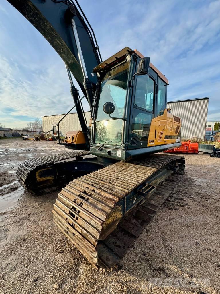 Hyundai HX 220 AL Escavatori cingolati