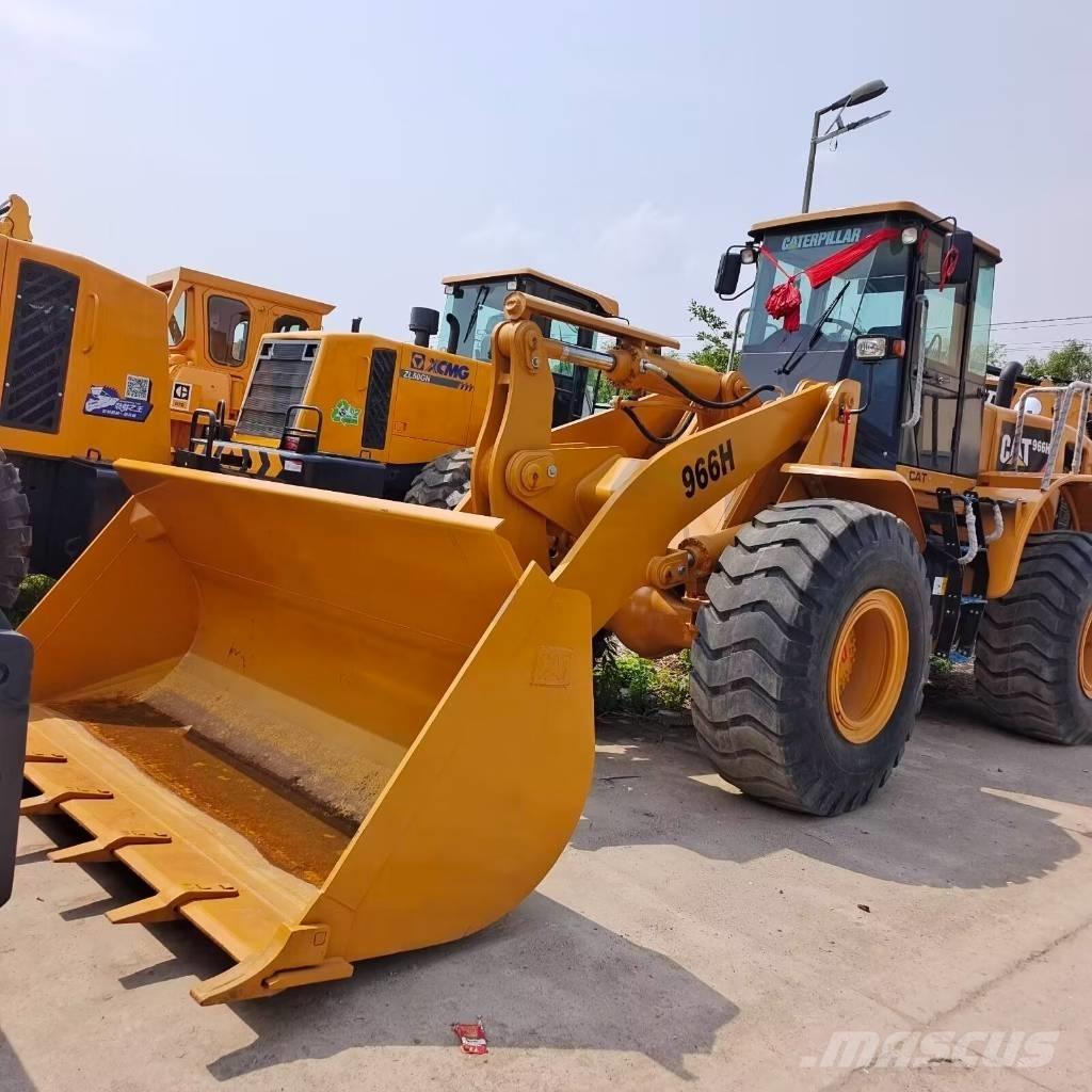 CAT 966 H Pale gommate