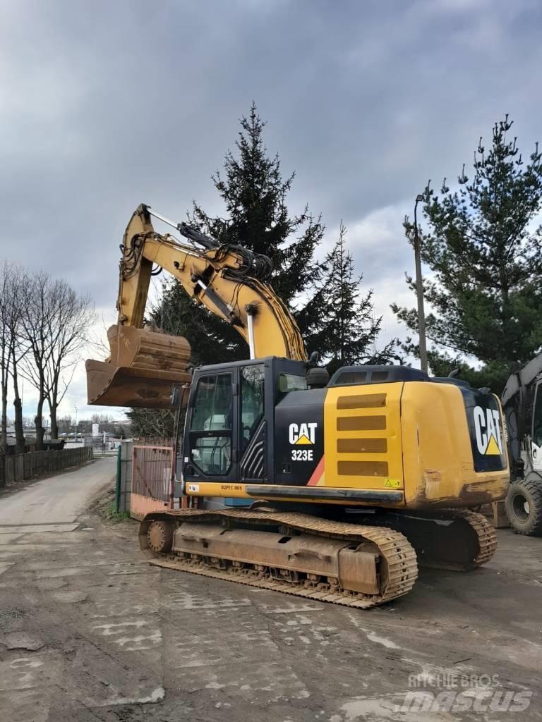 CAT 323 E Escavatori cingolati