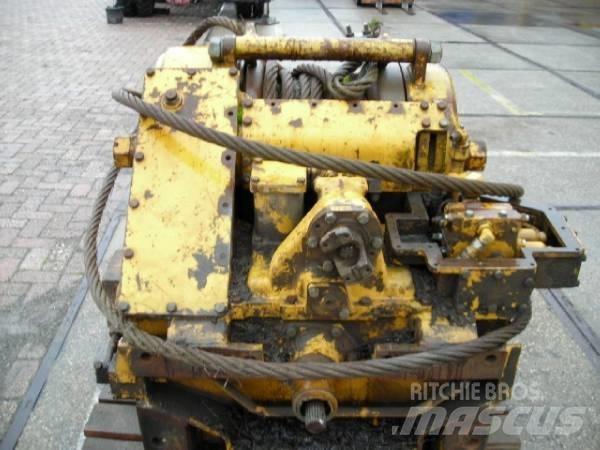 Komatsu D65E WINCH Altri componenti