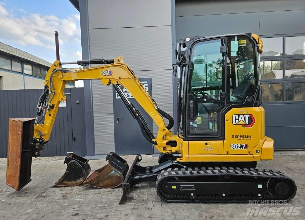 CAT 302.7 CR Miniescavatori