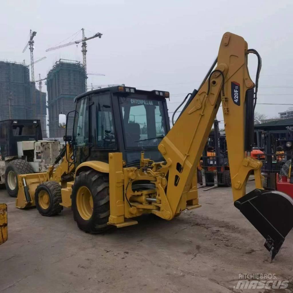 CAT 420 F Terne