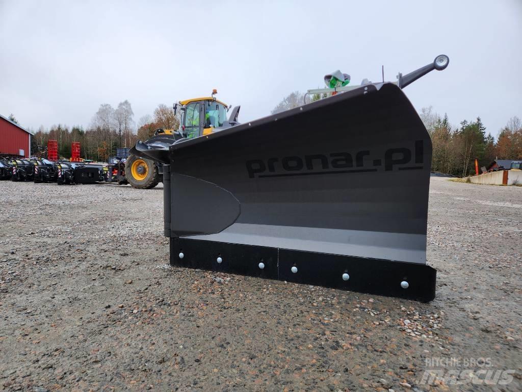 Pronar PUV 3300 M Aratri