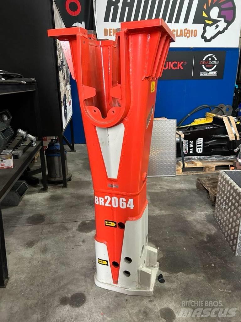 Rammer Rammer E64, Equipaggiamenti per l'estrazione