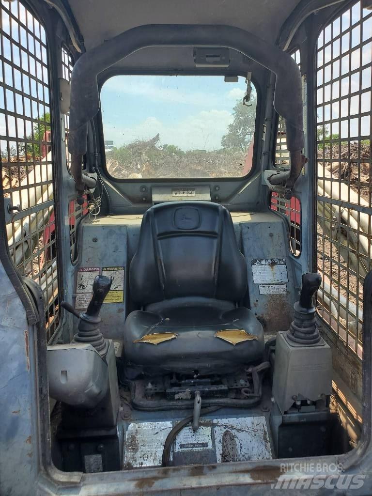 Takeuchi TL150 Mini Pale Gommate