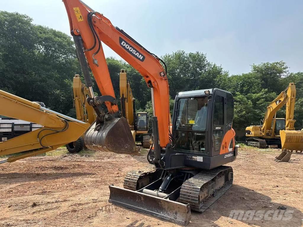 Doosan DX 60 Escavatori cingolati