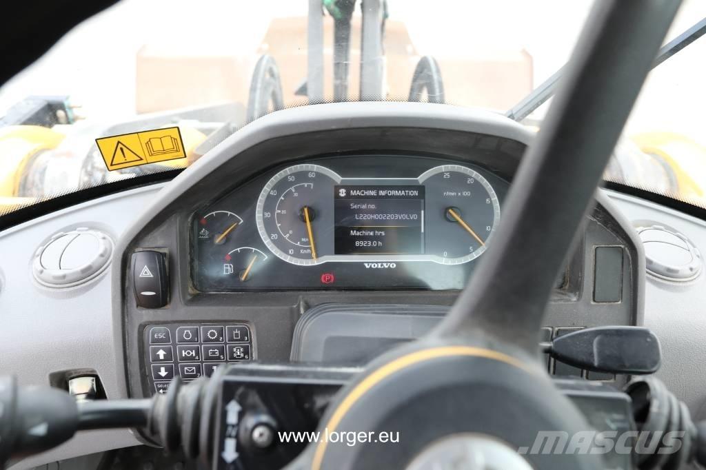 Volvo L 220 H Pale gommate