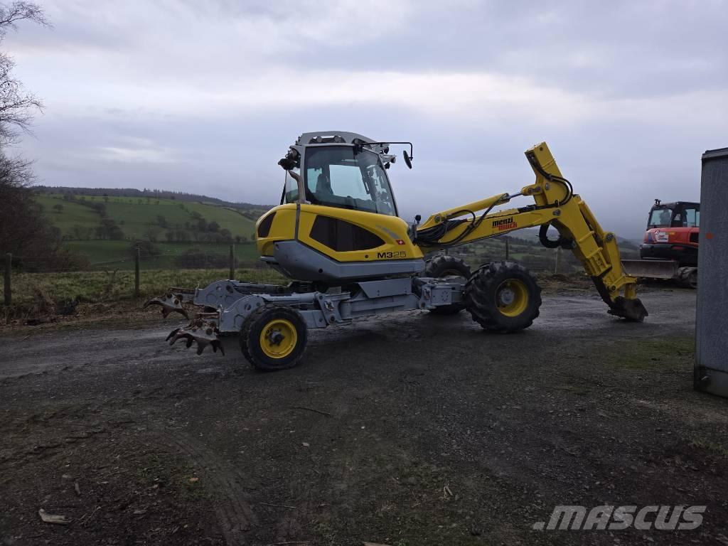 Menzi Muck M325 Escavatori speciali