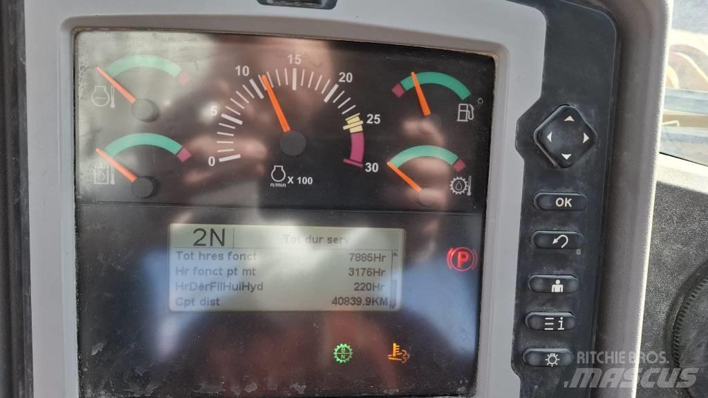 CAT 966K Pale gommate