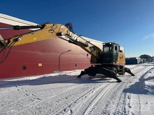 CAT MH 3022 Movimentazione rifiuti