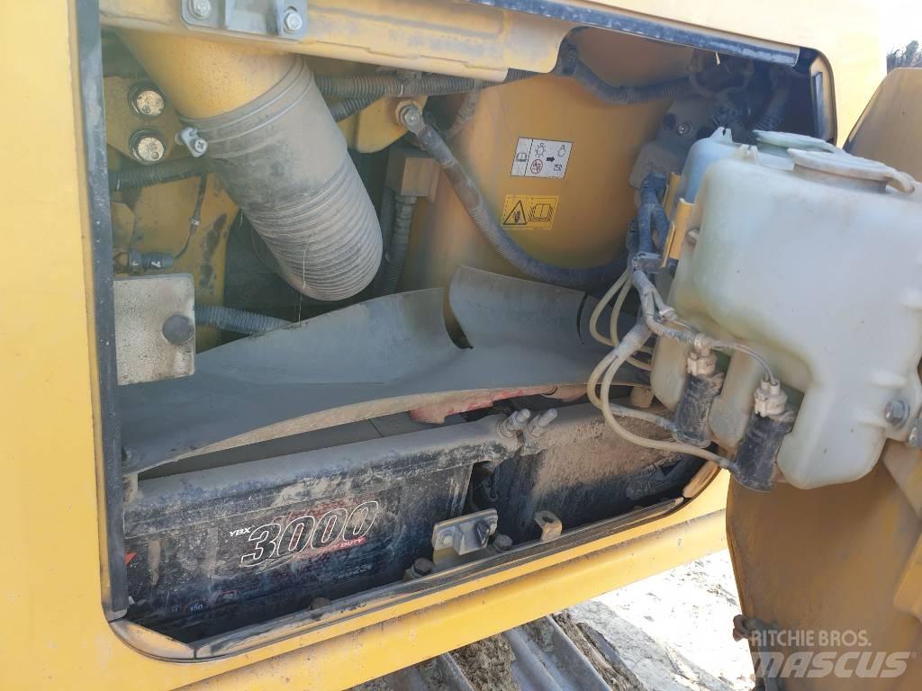 Komatsu D65PXi-18 Dozer cingolati