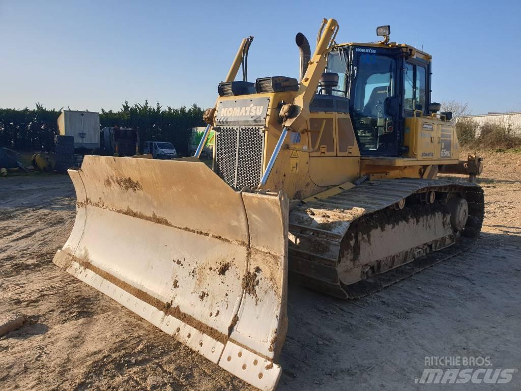 Komatsu D65PXi-18 Dozer cingolati