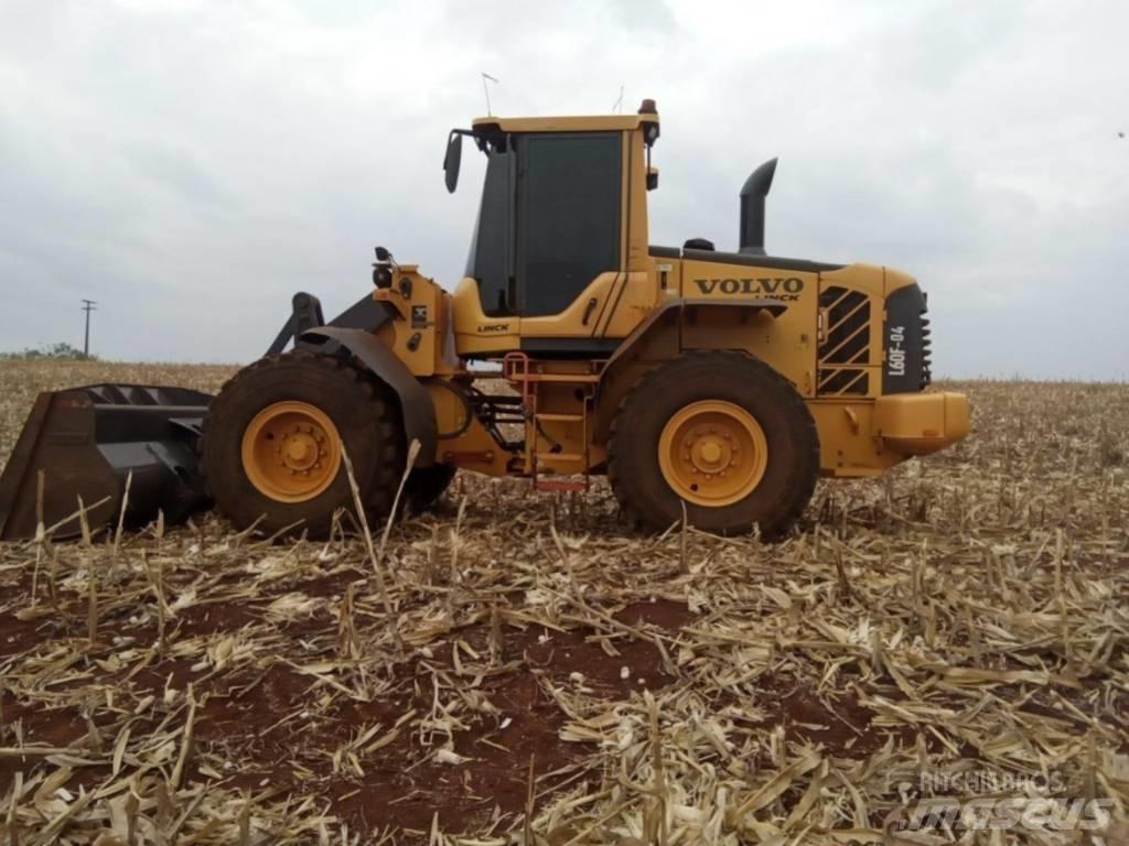 Volvo L60F Pale gommate