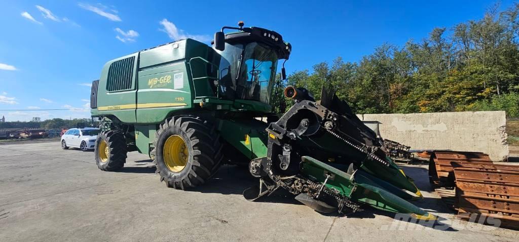 John Deere T 550 Mietitrebbiatrici