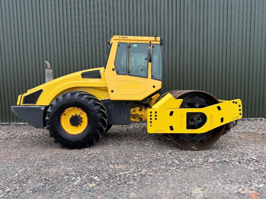 Bomag BW 213 D H-4 Rulli monotamburo