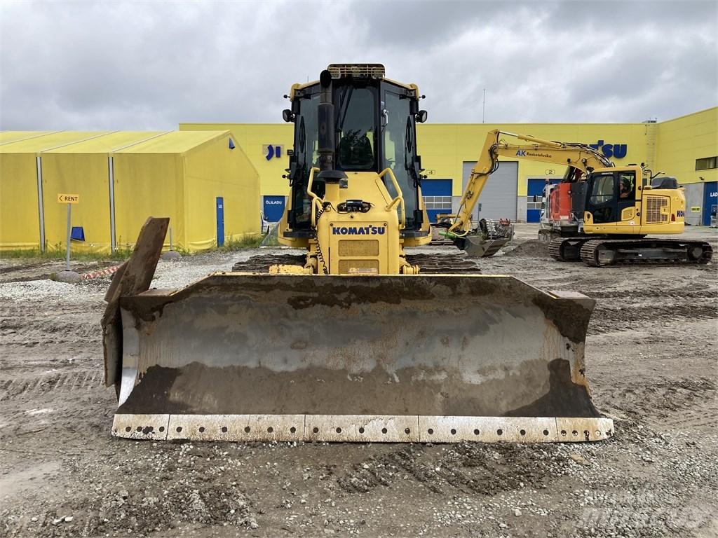 Komatsu DX 51 PX 22 Dozer cingolati