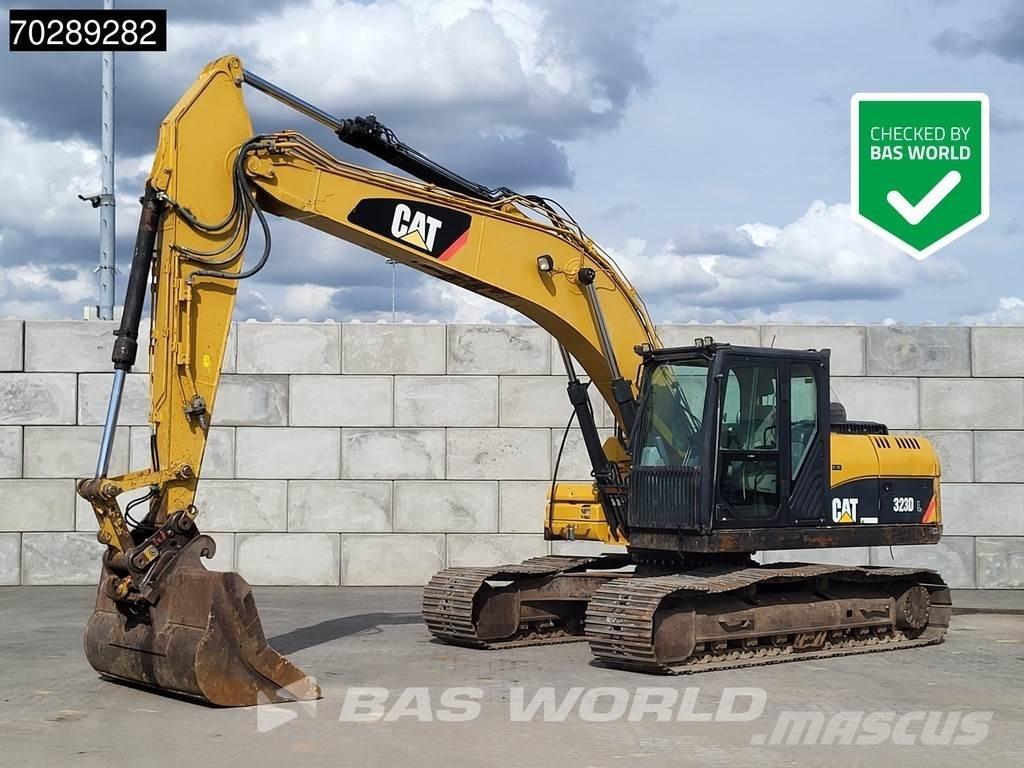 CAT 323 D L Escavatori cingolati