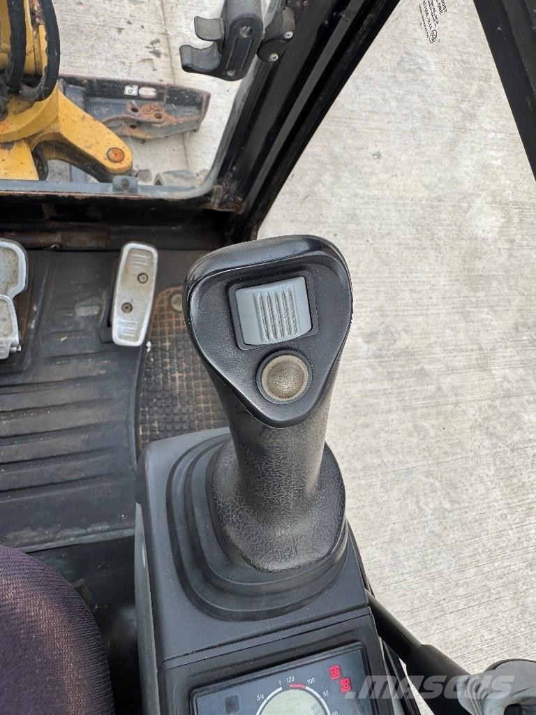 CAT 301.7 D Miniescavatori