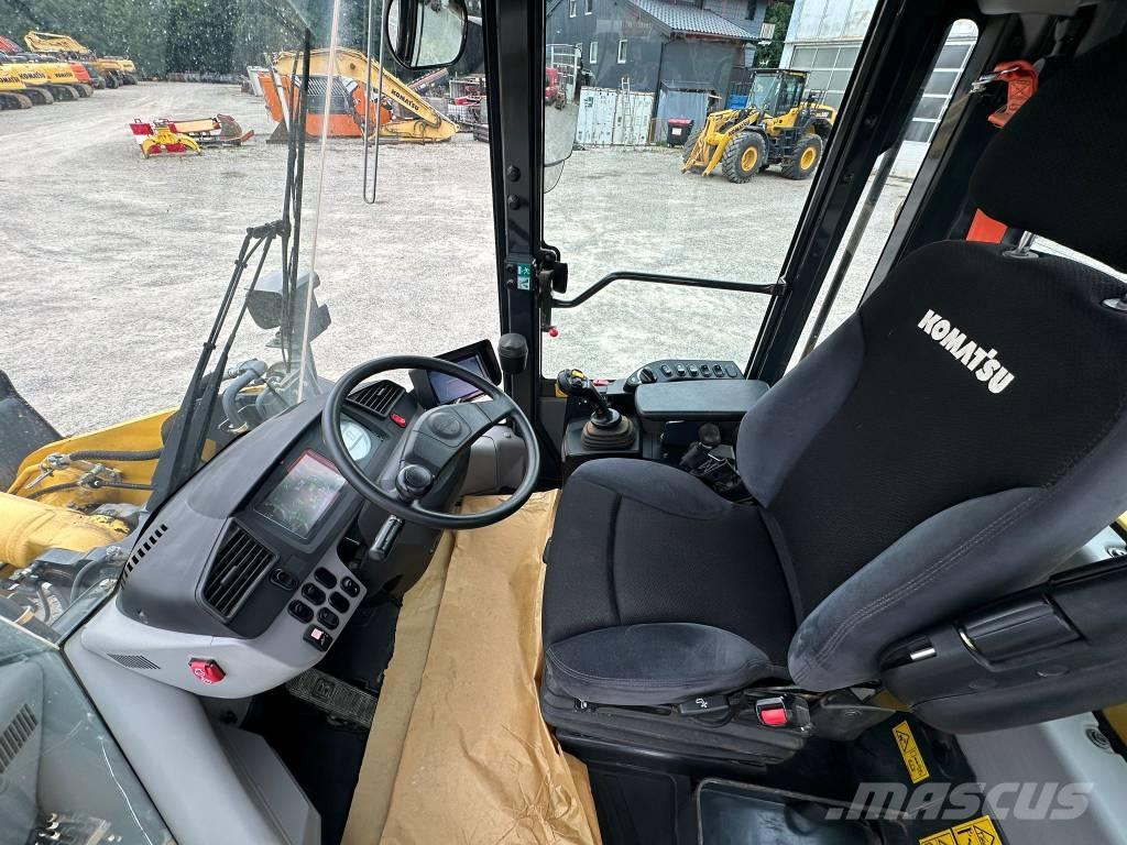 Komatsu WA 270-8 Pale gommate