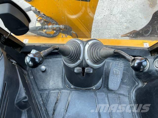 JCB 4 CX Terne