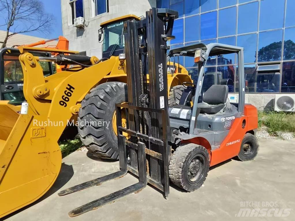 Toyota 8 FD 30 Carrelli elevatori diesel