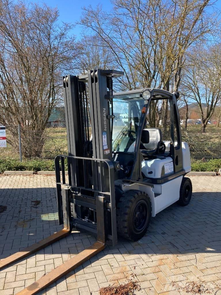 Nissan YG1D2A32Q Carrelli elevatori diesel