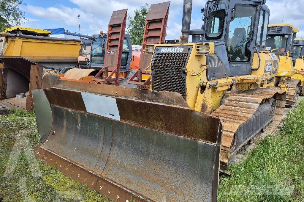 Komatsu D 61 EX-15 Dozer cingolati