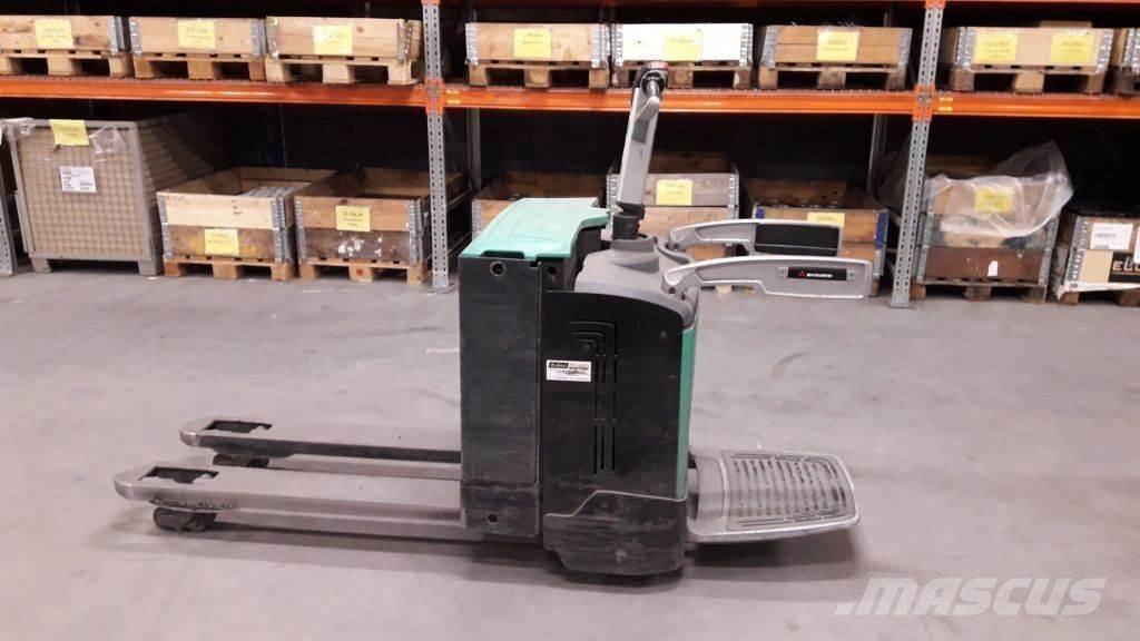 Mitsubishi PBV20N Transpallet manuale