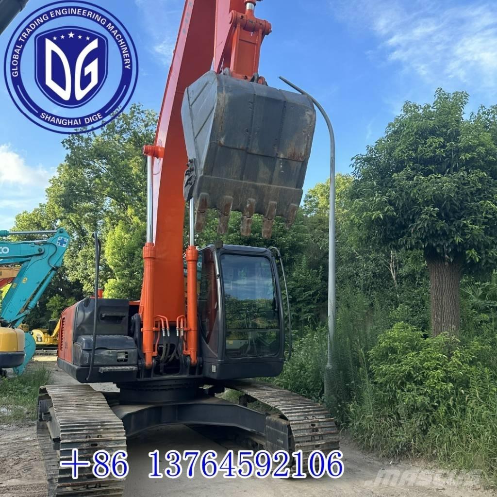 Hitachi 210LC Escavatori cingolati
