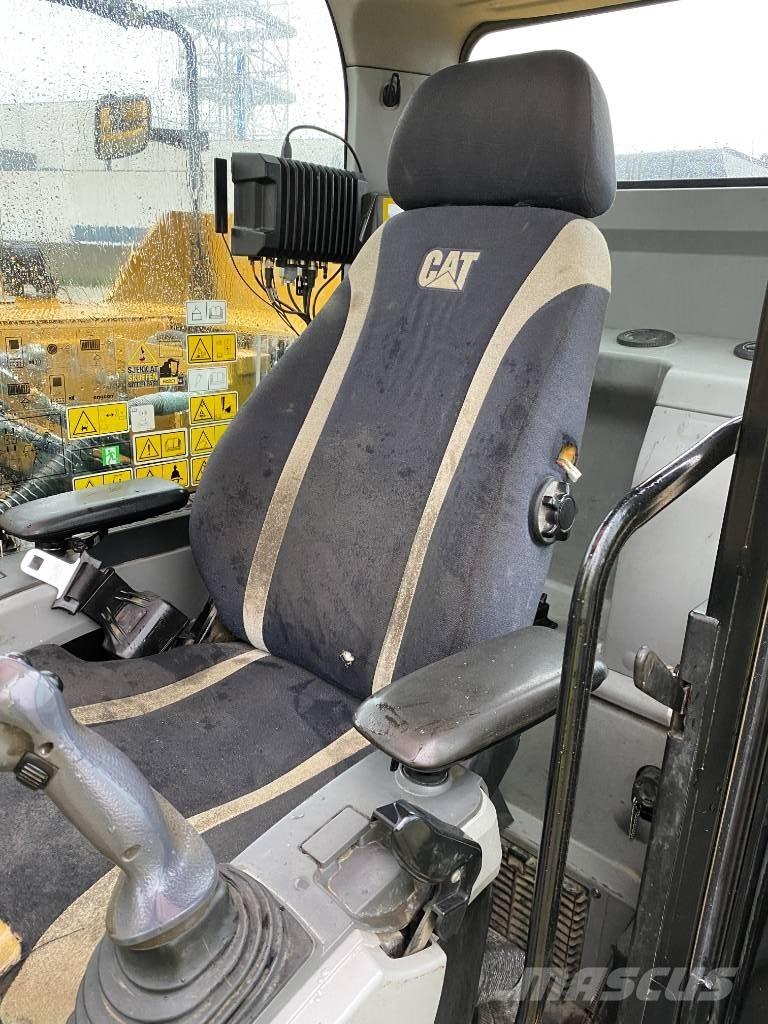 CAT 2020 Escavatori cingolati