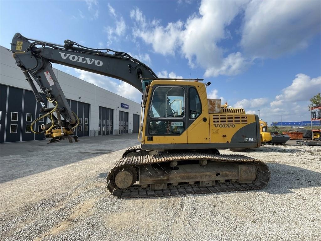 Volvo EC 180 B LC Escavatori cingolati