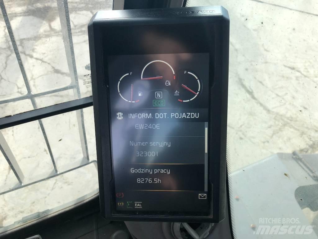 Volvo EW240EMH Movimentazione rifiuti