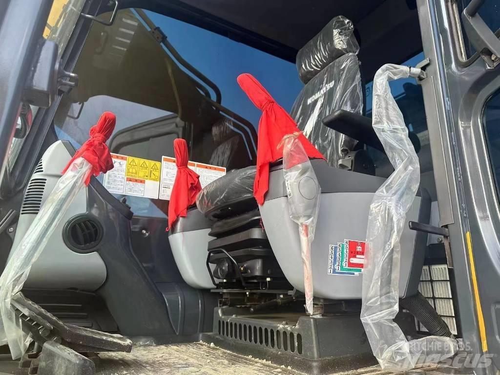 Komatsu PC450-8 Escavatori cingolati