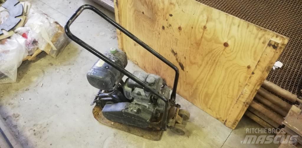 Wacker 1135 Vibrocostipatore verticale